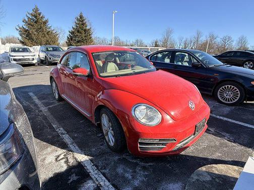 2017 Volkswagen Beetle 1.8T SE