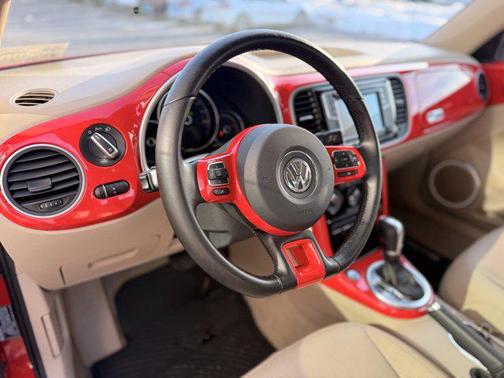 2017 Volkswagen Beetle 1.8T SE