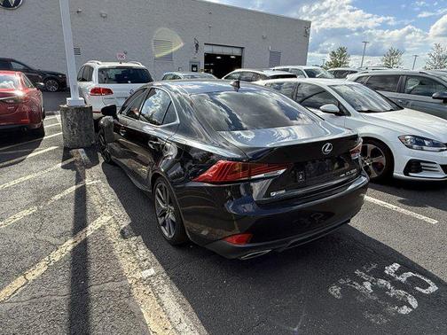 2018 Lexus IS 300 Base