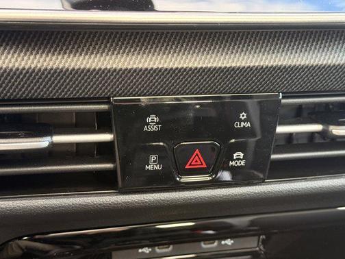 opal white pearl 2026 Volkswagen Golf GTI 2.0T S DSG