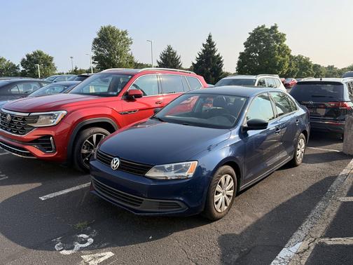 Blue 2013 Volkswagen Jetta S