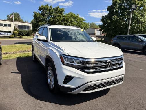 White 2023 Volkswagen Atlas 3.6L SE w/Technology