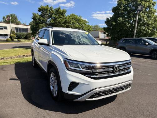 White 2023 Volkswagen Atlas 3.6L SE w/Technology