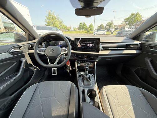 2025 Volkswagen Jetta 1.5T Sport