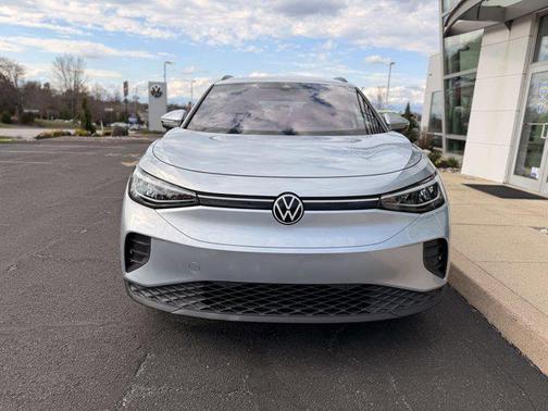Silver 2022 Volkswagen ID.4 AWD Pro