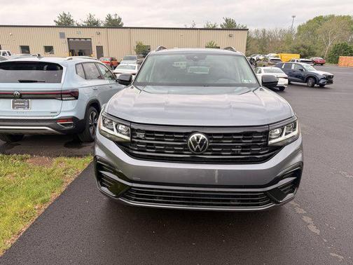 Platinum Gray Metallic 2023 Volkswagen Atlas 3.6L SEL