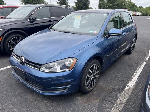 2017 Volkswagen Golf TSI S 4-Door