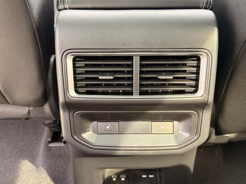 2026 Volkswagen Atlas Cross Sport 2.0T SEL Premium