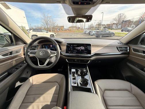 2025 Volkswagen Atlas 2.0T SEL