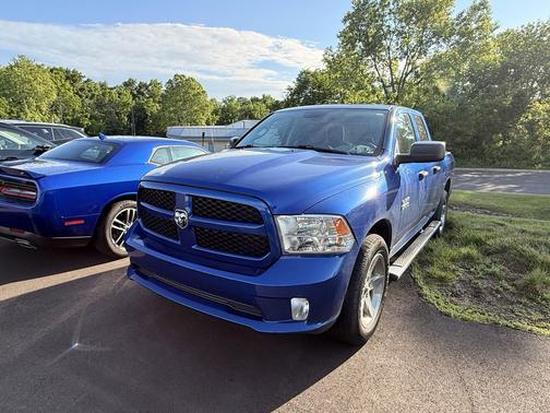 Blue Streak Pearlcoat 2016 RAM 1500 Tradesman/Express