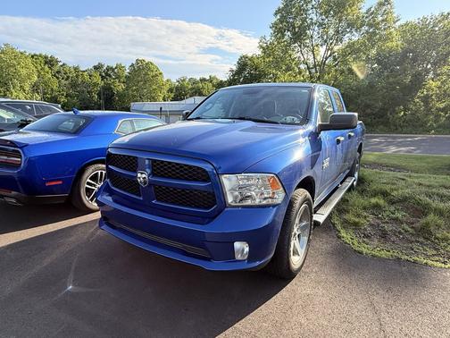 Blue Streak Pearlcoat 2016 RAM 1500 Tradesman/Express