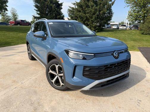 monterey blue pearl 2026 Volkswagen Tiguan 2.0T SE