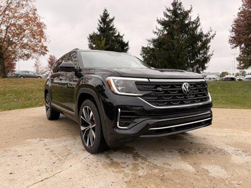 2026 Volkswagen Atlas 2.0T SEL Premium R-Line 4MOTION