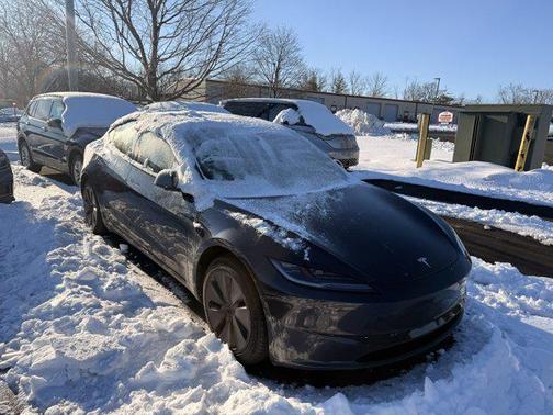 2025 Tesla Model 3 Long Range