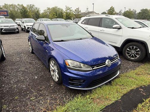 2015 Volkswagen Golf R 4-Door w/DCC & Navigation