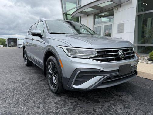 2024 Volkswagen Tiguan 2.0T SE 4MOTION