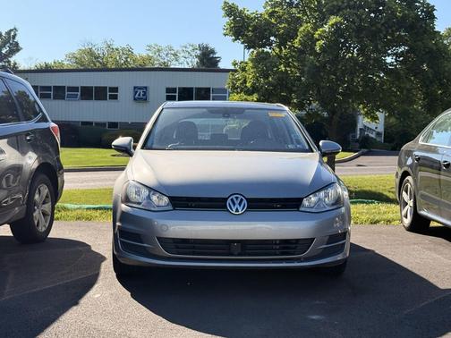 2017 Volkswagen Golf