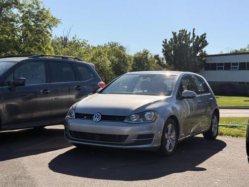 2017 Volkswagen Golf
