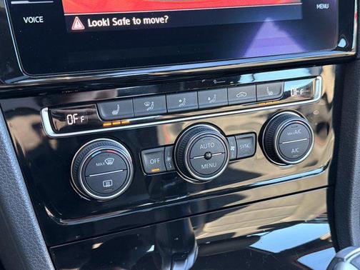 2018 Volkswagen Golf GTI 2.0T S 4-Door