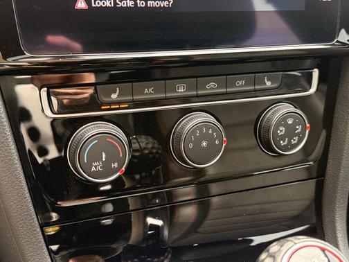 2018 Volkswagen Golf GTI 2.0T S 4-Door