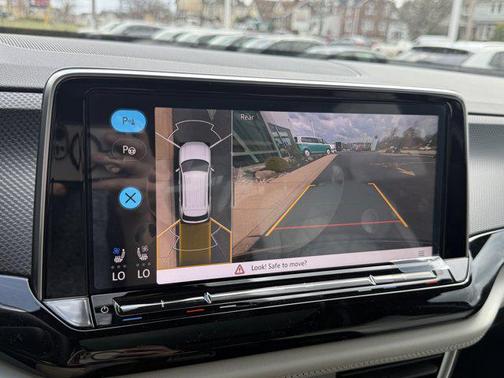 2025 Volkswagen Atlas Cross Sport 2.0T SEL Premium