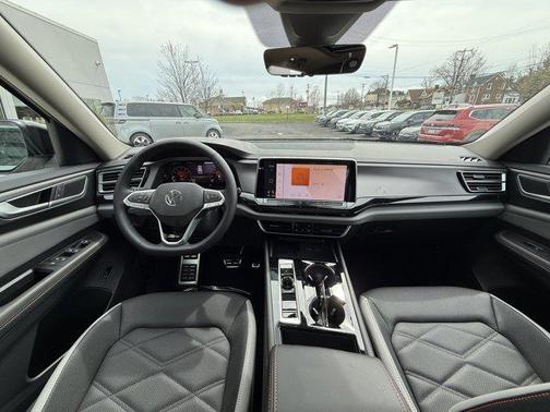 2025 Volkswagen Atlas 2.0T Peak Edition