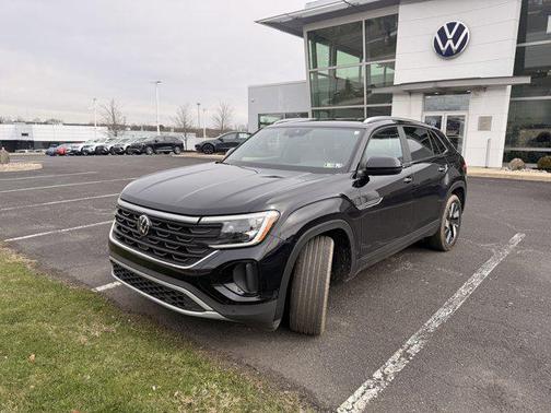 2024 Volkswagen Atlas Cross Sport 2.0T SE w/Technology 4MOTION