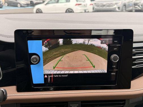 Opal White Pearl 2026 Volkswagen Jetta 1.4T SEL