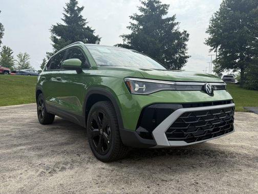 2025 Volkswagen Taos 1.5T SEL