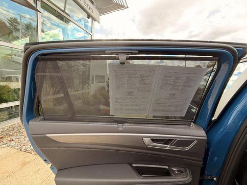 2025 Volkswagen Atlas Cross Sport 2.0T SE w/Technology 4MOTION