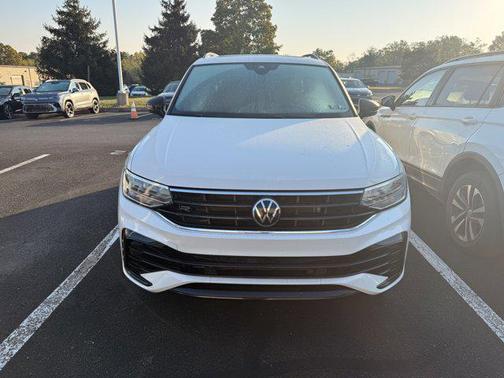 2022 Volkswagen Tiguan 2.0T SE R-Line Black 4MOTION
