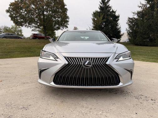 2019 Lexus ES 350 Base