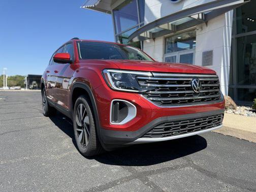2025 Volkswagen Atlas 2.0T SE w/Technology 4MOTION