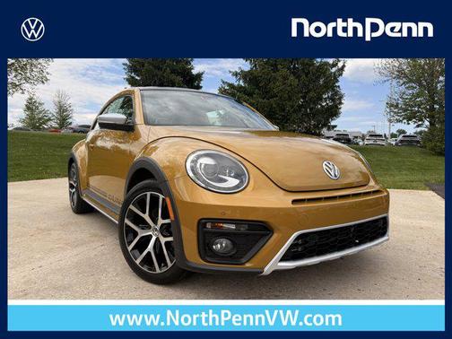 Sandstorm Yellow Metallic 2016 Volkswagen Beetle 1.8T Dune