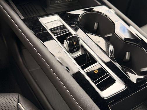 2026 Volkswagen Atlas Cross Sport 2.0T SEL Premium