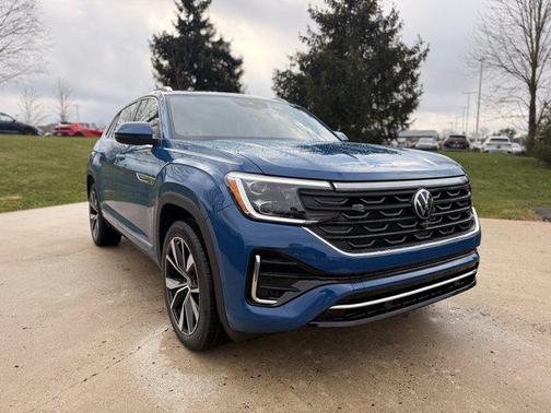 2026 Volkswagen Atlas Cross Sport 2.0T SEL Premium