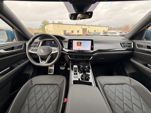 2026 Volkswagen Atlas Cross Sport 2.0T SEL Premium