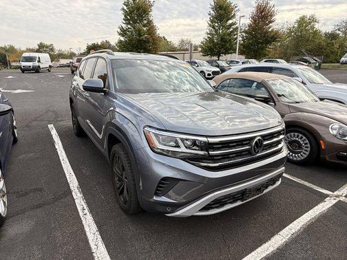 2022 Volkswagen Atlas 3.6L SE w/Technology