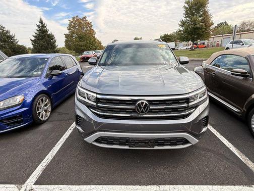 2022 Volkswagen Atlas 3.6L SE w/Technology