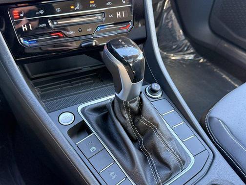 2026 Volkswagen Jetta 1.4T SE