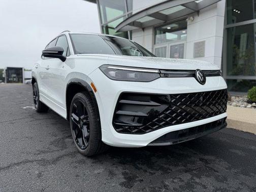 2025 Volkswagen Tiguan 2.0T SE R-Line Black 4MOTION