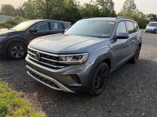 2022 Volkswagen Atlas 3.6L SE w/Technology