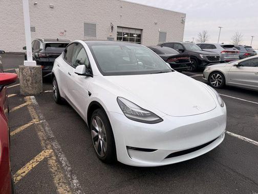 2021 Tesla Model Y Long Range Dual Motor All-Wheel Drive