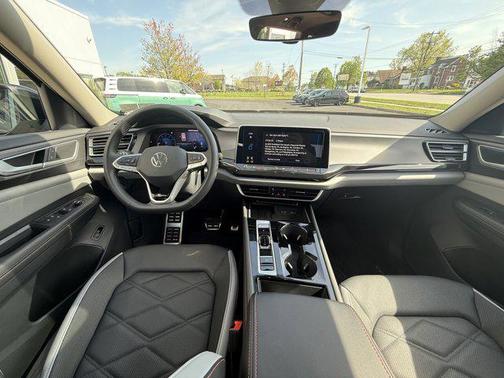 2025 Volkswagen Atlas 2.0T Peak Edition