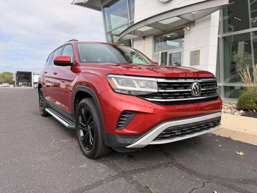 2022 Volkswagen Atlas 3.6L SE w/Technology