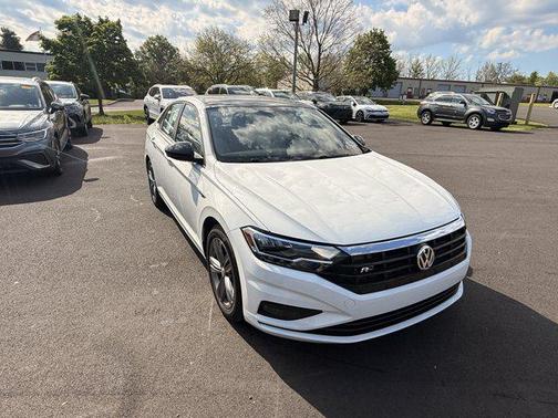 2021 Volkswagen Jetta 1.4T R-Line