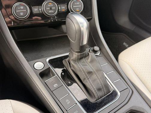 2021 Volkswagen Jetta 1.4T R-Line