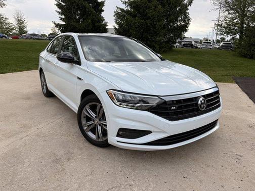 2021 Volkswagen Jetta 1.4T R-Line
