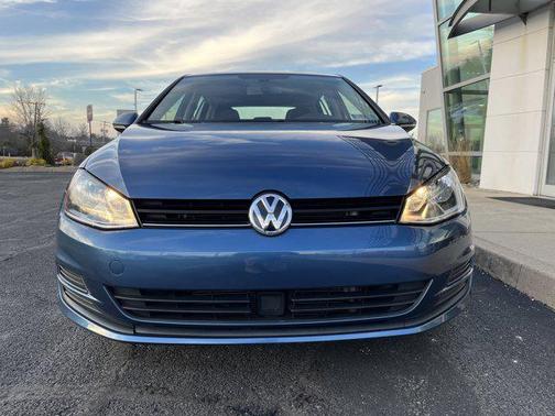 2017 Volkswagen Golf TSI Wolfsburg Edition 4-Door