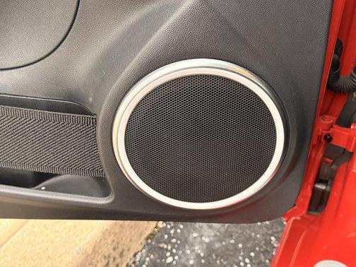 2018 Volkswagen Beetle 2.0T Coast